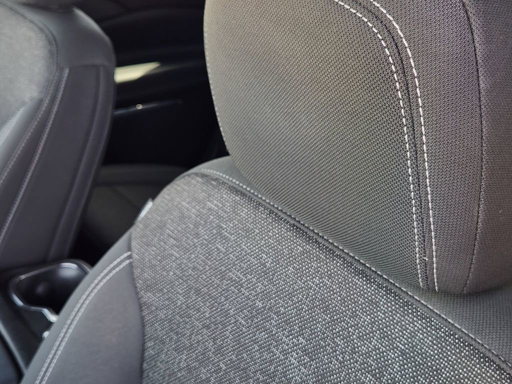 Used 2024 Chevrolet Traverse LT image 20