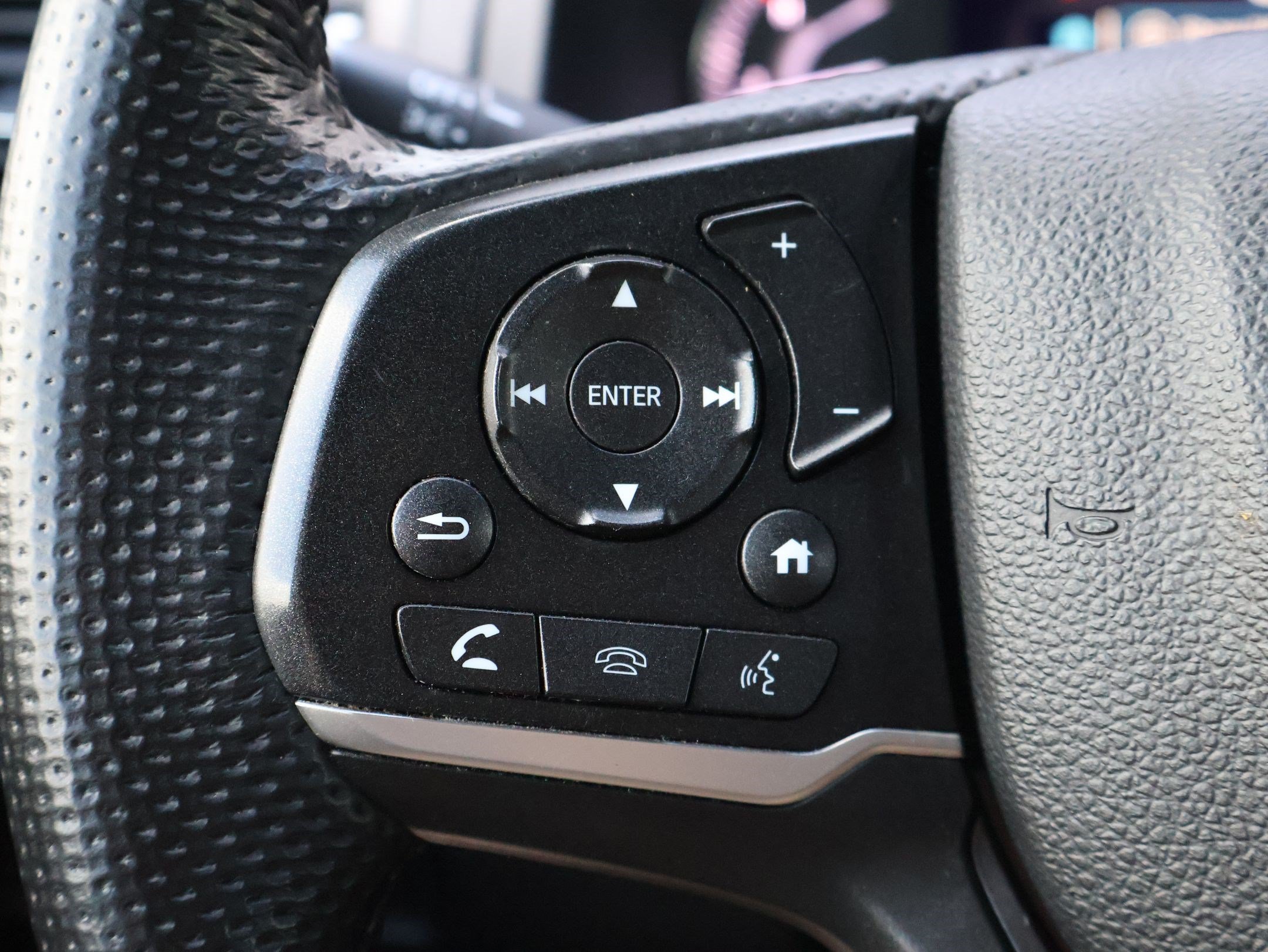 Used 2023 Honda Passport EX-L image 18