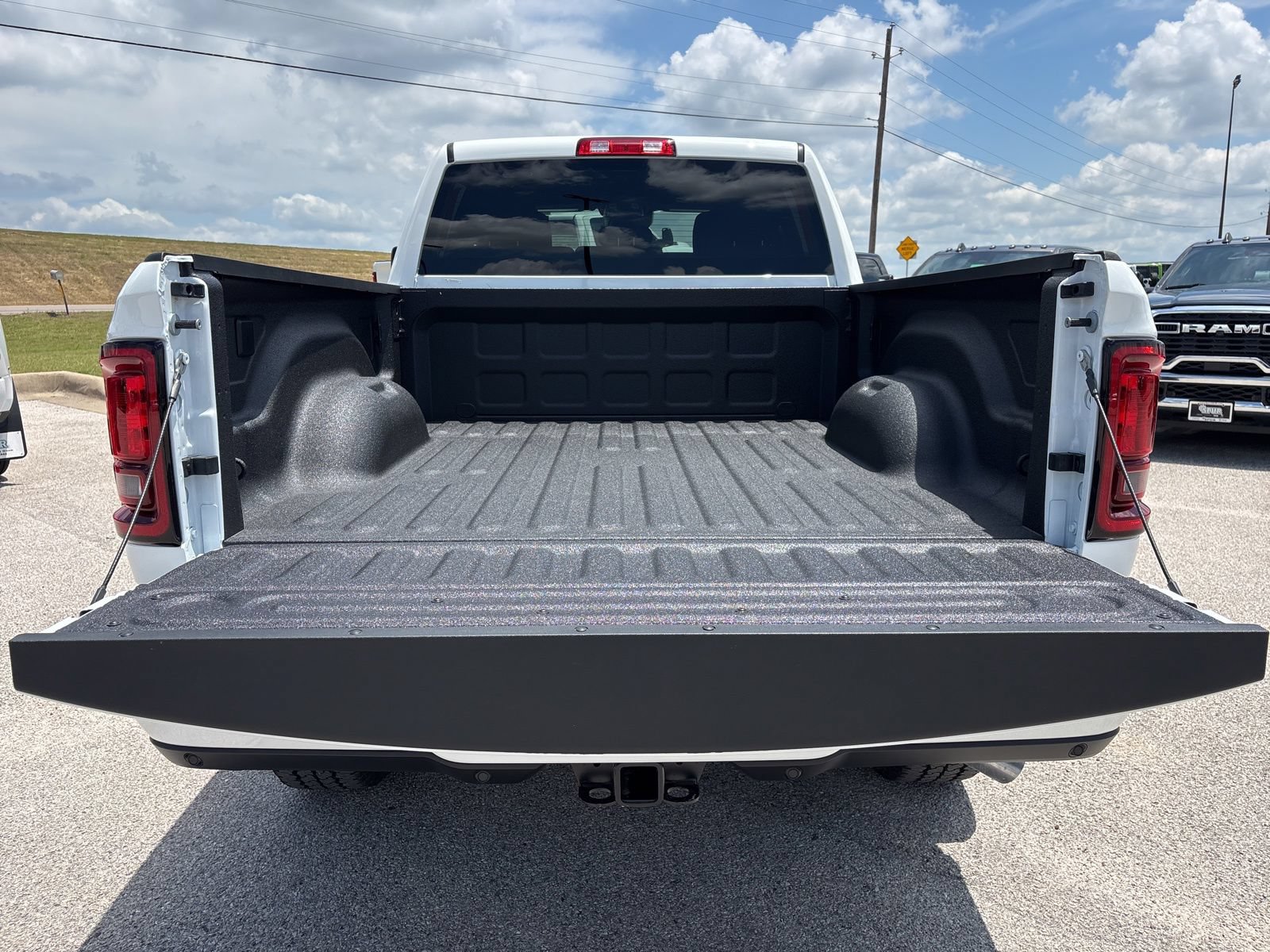 New 2026 RAM 2500 Lone Star AWD/4WD image 28