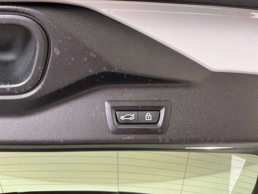 Certified 2022 BMW X5 xDrive40i w/ Parking Assistance Package AWD/4WD image 30