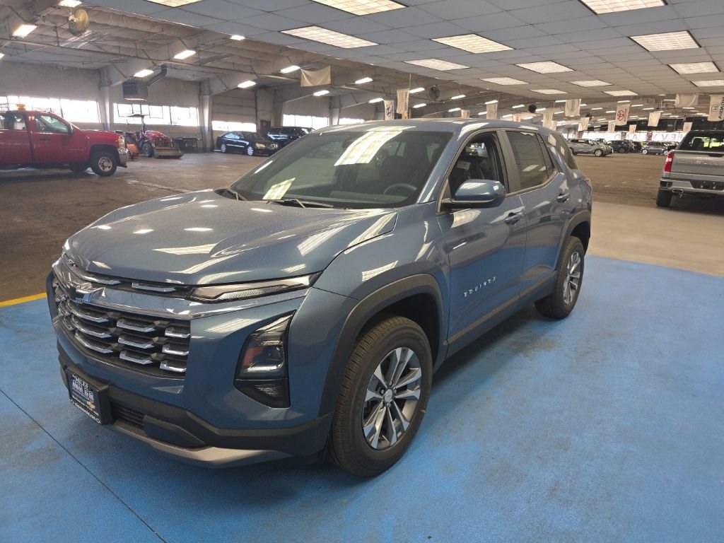 New 2027 Chevrolet Equinox LT FWD image 6
