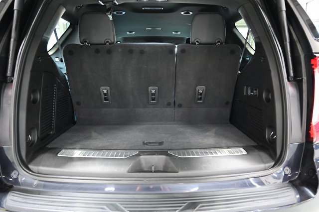 Used 2023 GMC Yukon Denali w/ LPO, Floor Liner Package AWD/4WD image 31