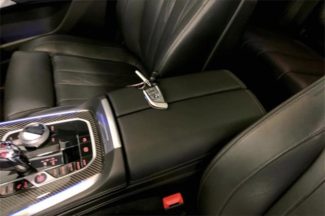 Used 2021 BMW X5 M50i w/ Executive Package image 12