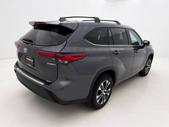 Used 2021 Toyota Highlander XLE image 7