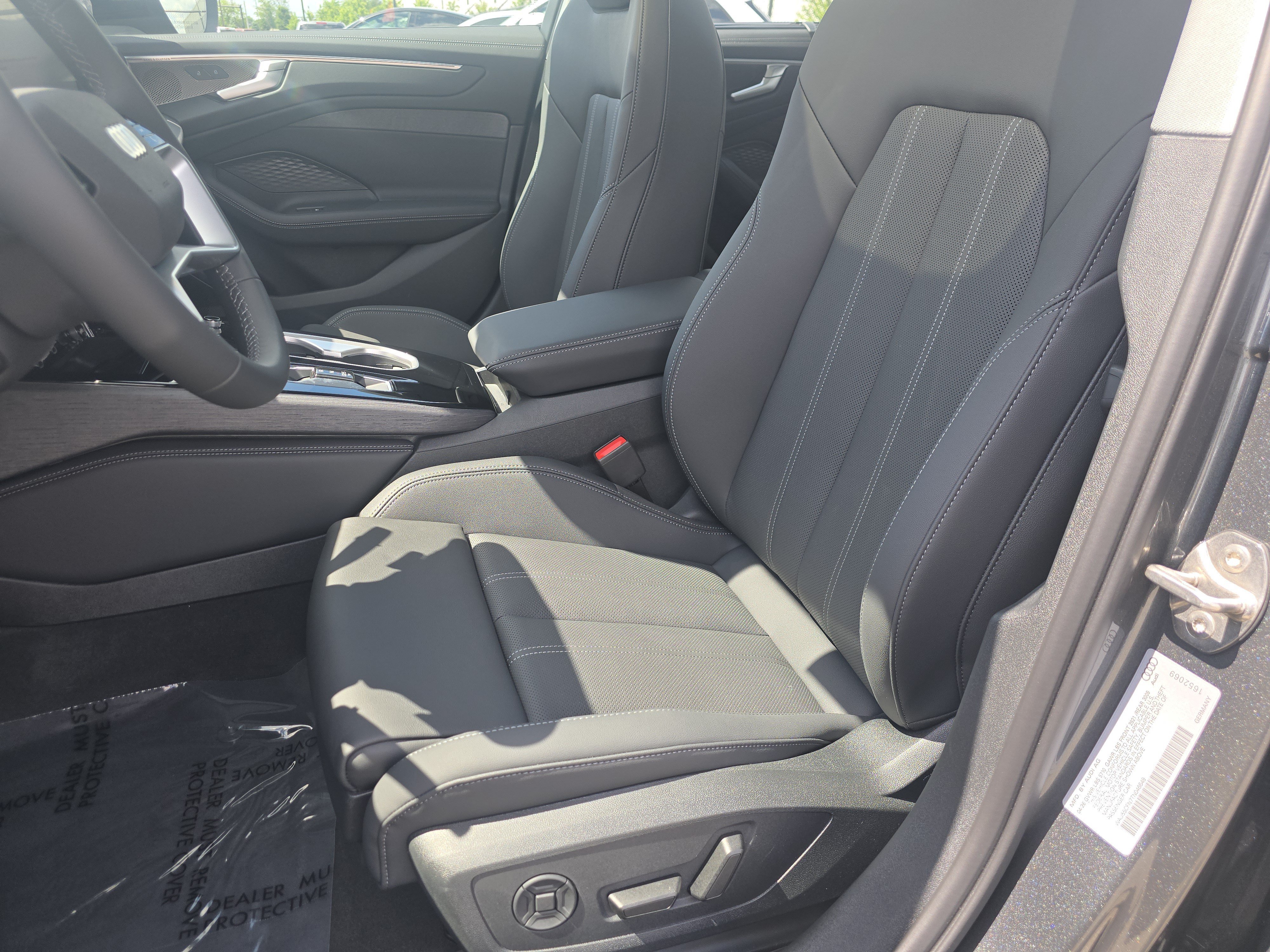 New 2026 Audi A6 Premium Plus AWD/4WD image 22