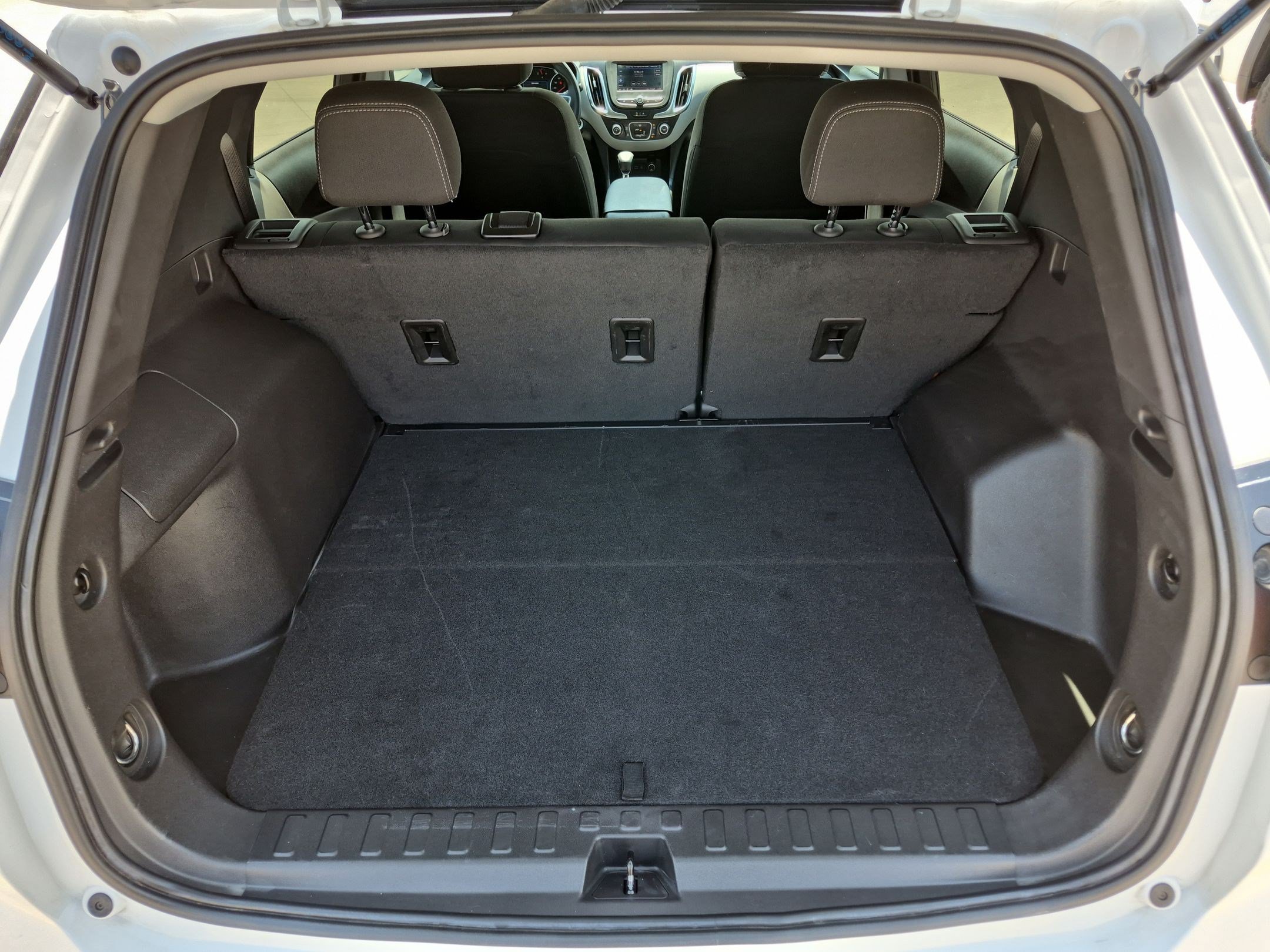 Certified 2024 Chevrolet Equinox LS w/ LS Convenience Package FWD image 31