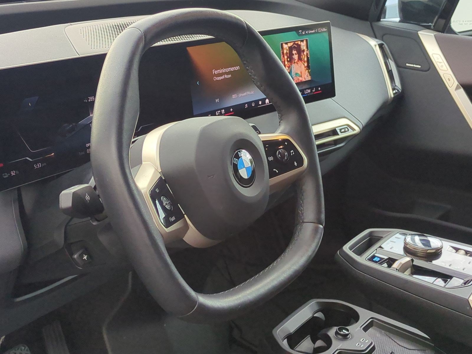 Used 2026 BMW iX xDrive45 AWD/4WD image 18