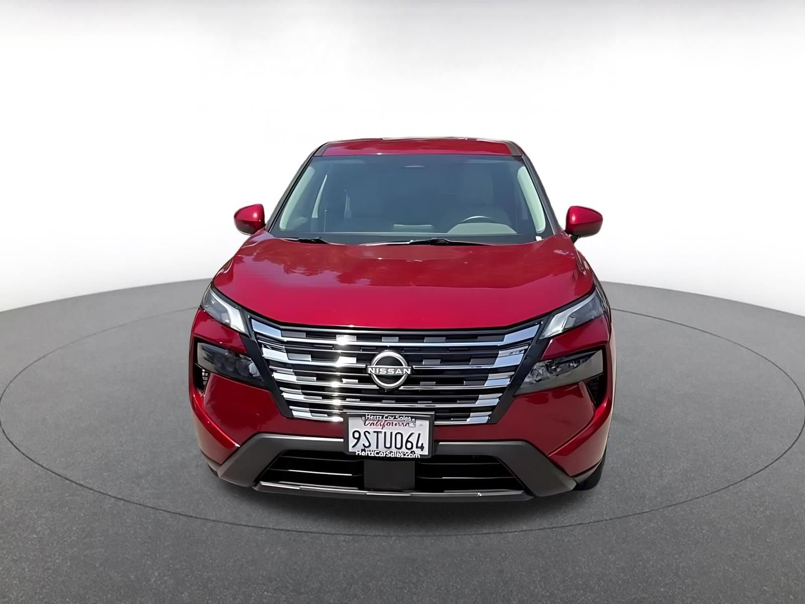 Used 2025 Nissan Rogue SV FWD image 4