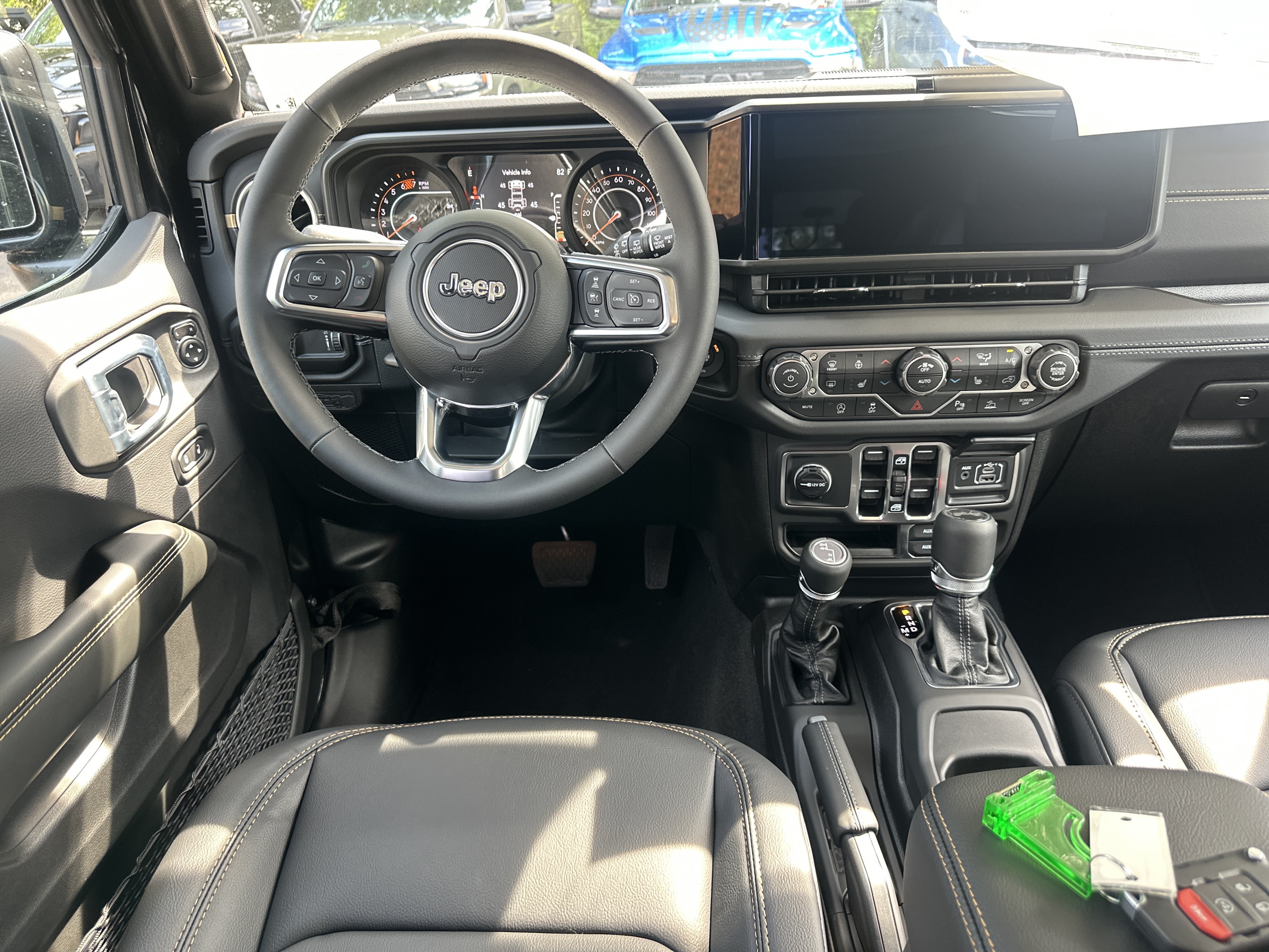 New 2027 Jeep Wrangler Unlimited Sahara AWD/4WD image 33
