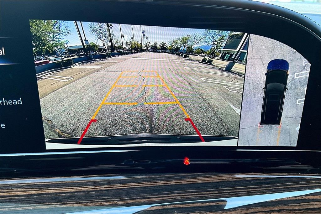 Used 2021 Cadillac Escalade Premium Luxury RWD image 27