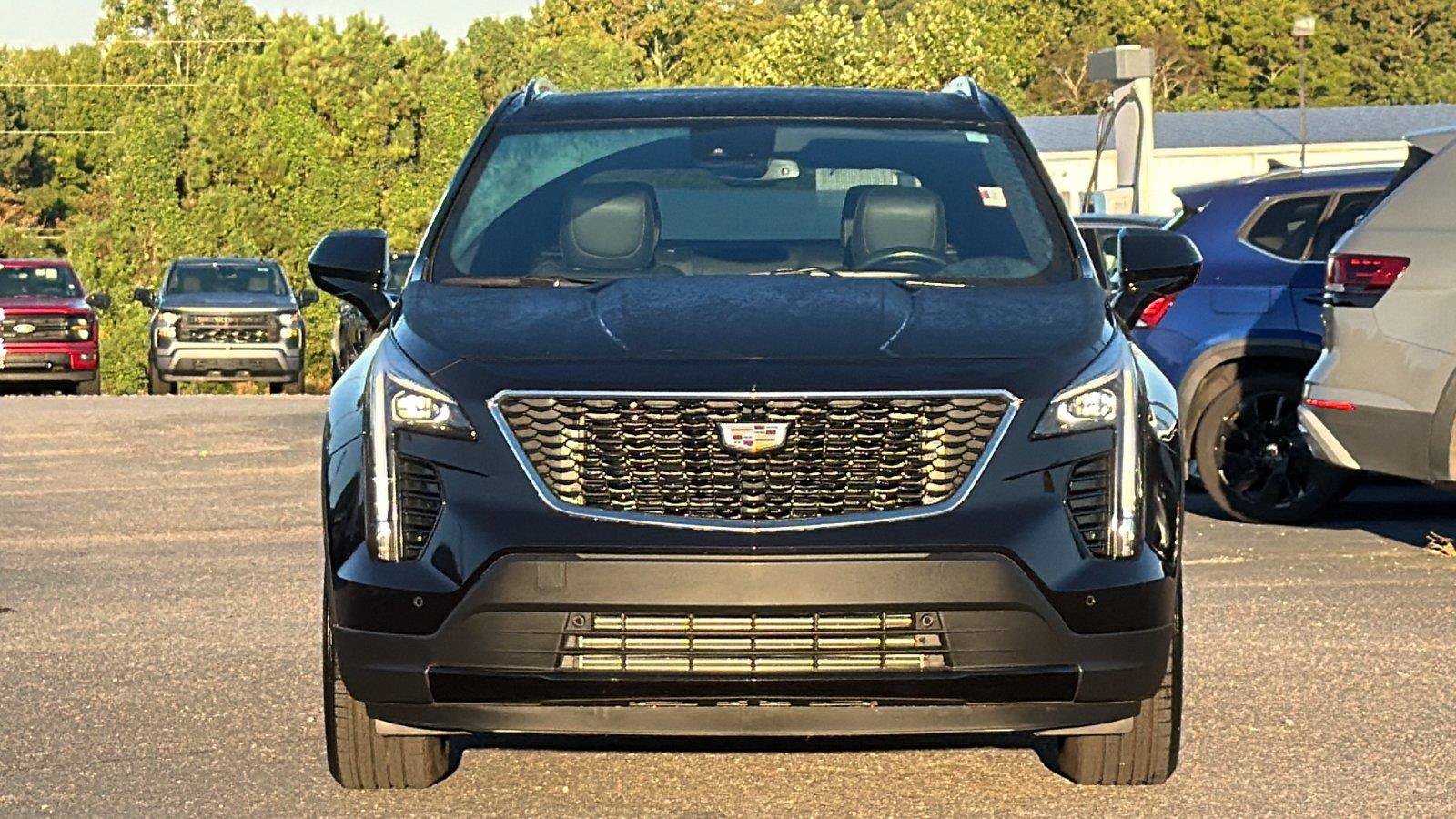 Used 2020 Cadillac XT4 Sport w/ Cold Weather Package FWD image 2