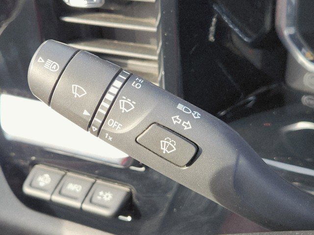 Used 2024 Chevrolet Silverado 3500 LTZ w/ LTZ Premium Package image 46