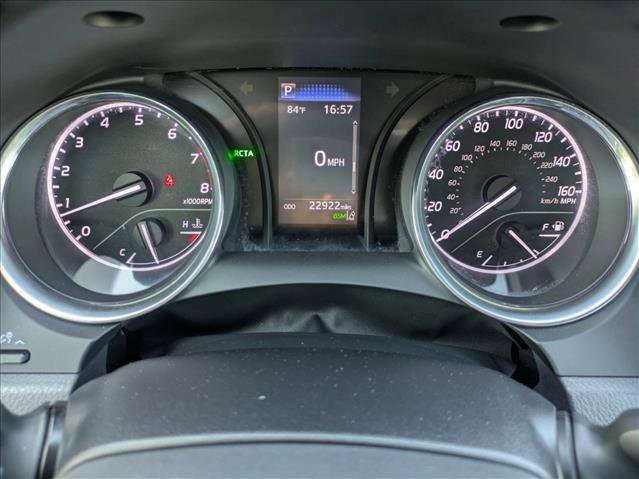 Certified 2020 Toyota Camry SE w/ Convenience Package image 11