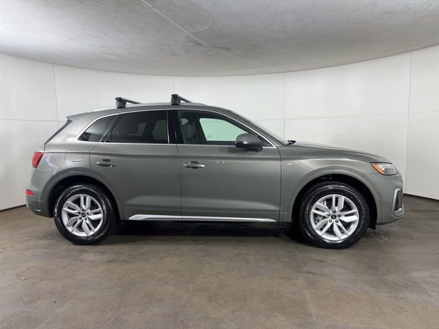 Used 2023 Audi Q5 2.0T Premium w/ Convenience Package AWD/4WD image 8