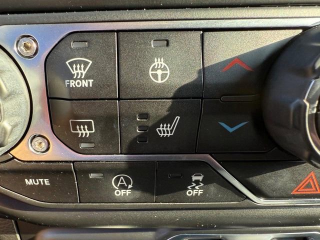 Used 2022 Jeep Wrangler Unlimited Sport image 22