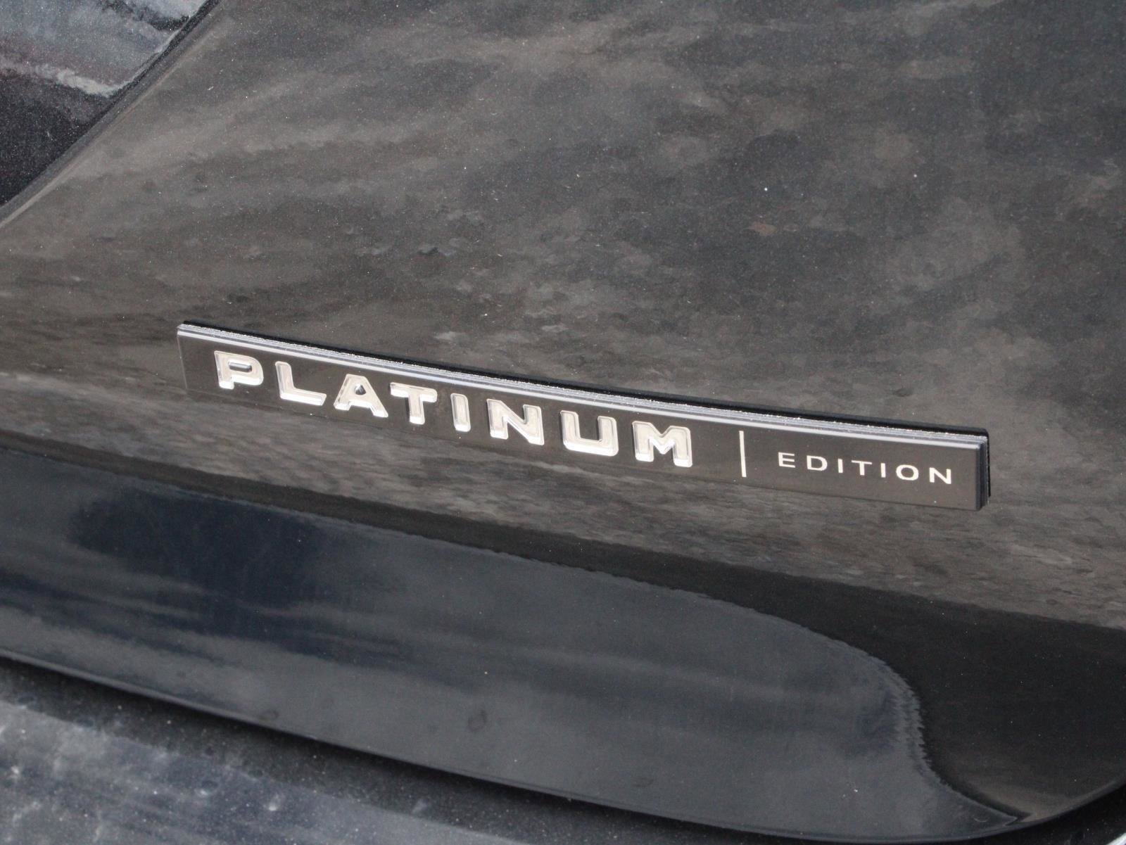 New 2025 Mitsubishi Outlander Platinum Edition image 9