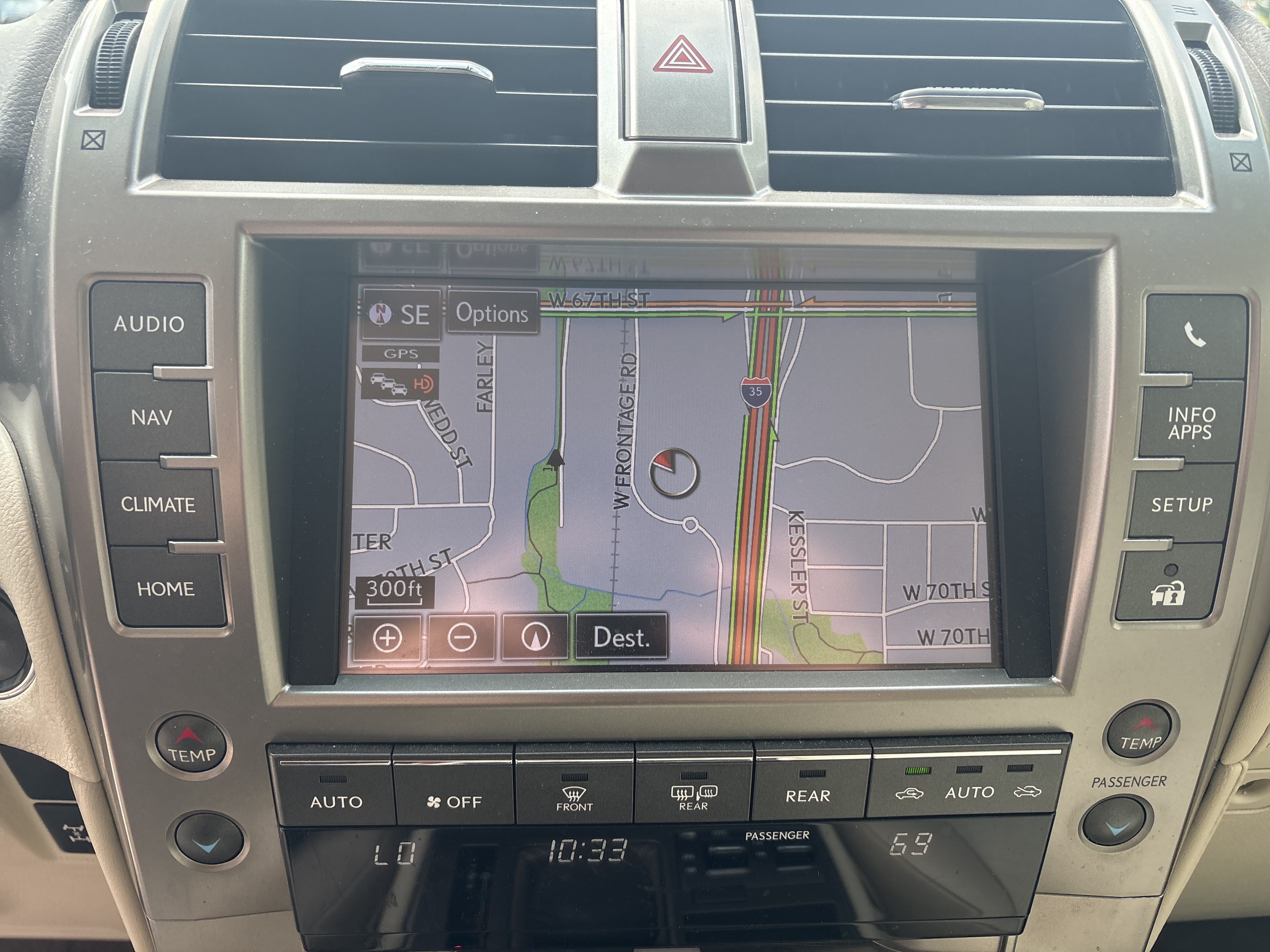 Used 2015 Lexus GX 460 w/ Premium Package AWD/4WD image 24