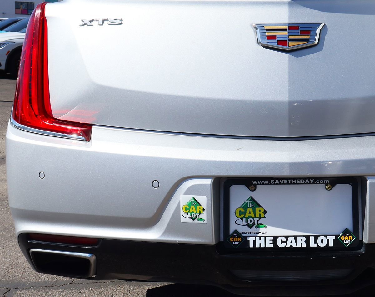 Used 2018 Cadillac XTS Luxury FWD image 19