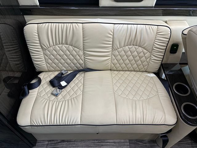 Used 2023 Mercedes-Benz Sprinter 3500 w/ Parking Package image 45