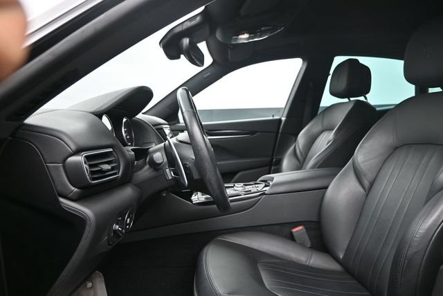 Used 2021 Maserati Levante S AWD/4WD image 10