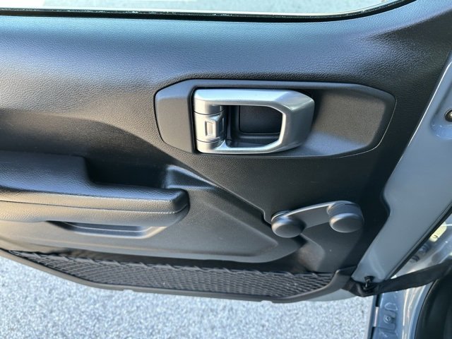 Used 2024 Jeep Wrangler Sport image 21