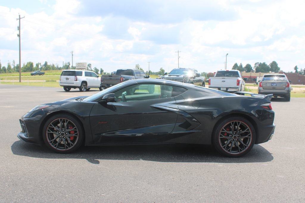 Used 2023 Chevrolet Corvette Stingray Premium Cpe w/ Z51 Performance Package RWD image 6