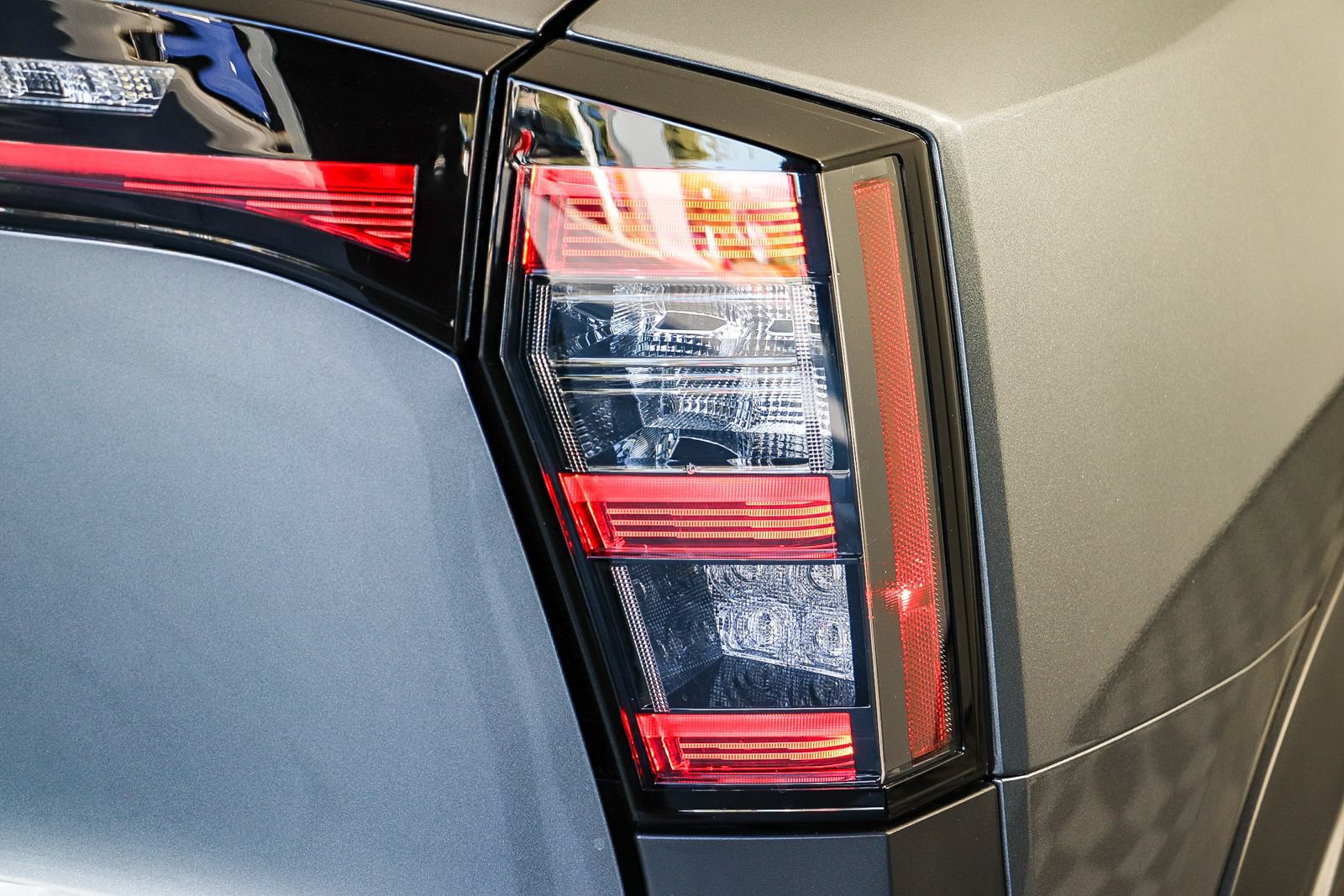 New 2026 Nissan Kicks SV w/ Cold Weather Package FWD image 9