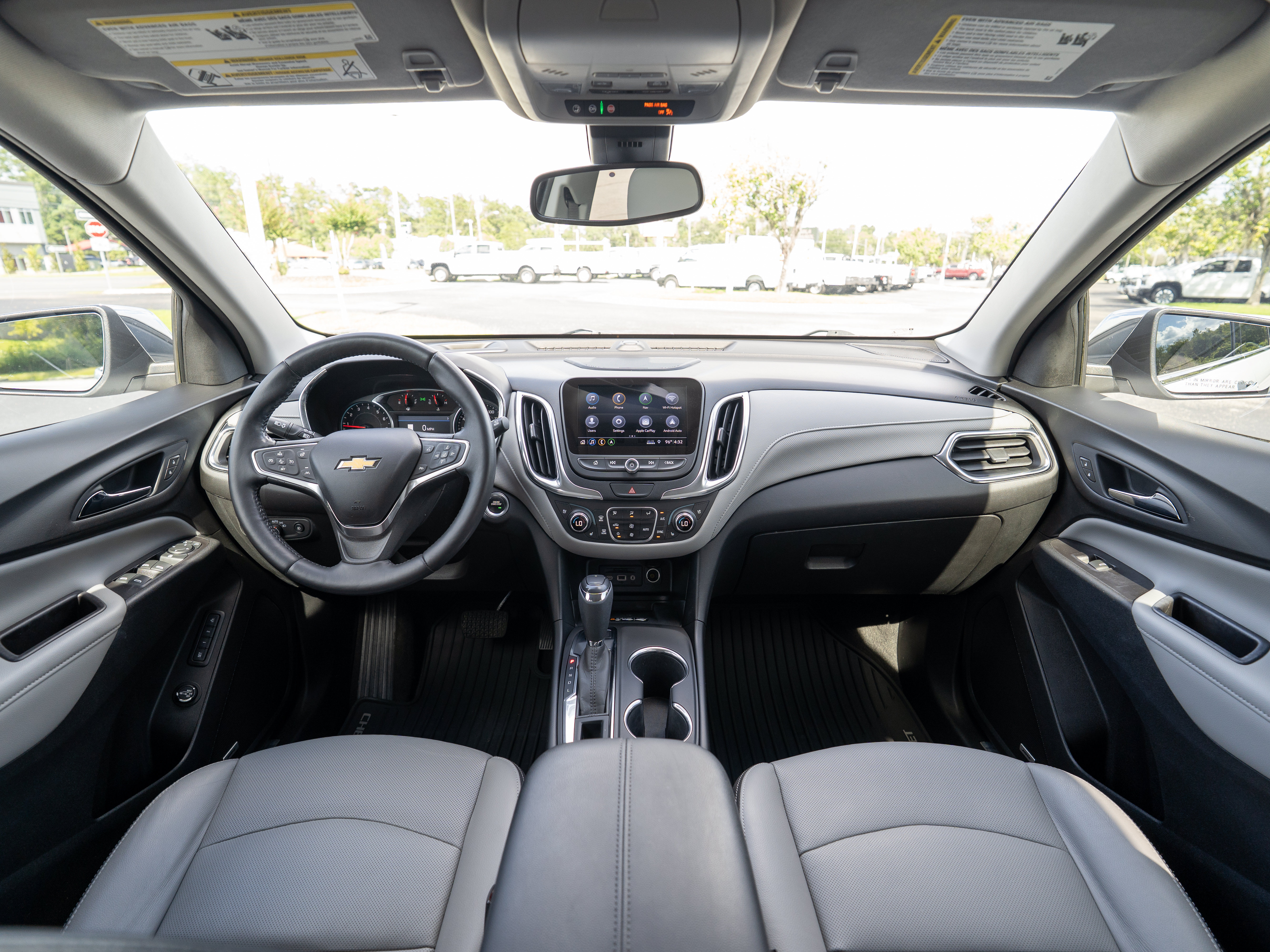 Used 2020 Chevrolet Equinox Premier FWD image 13