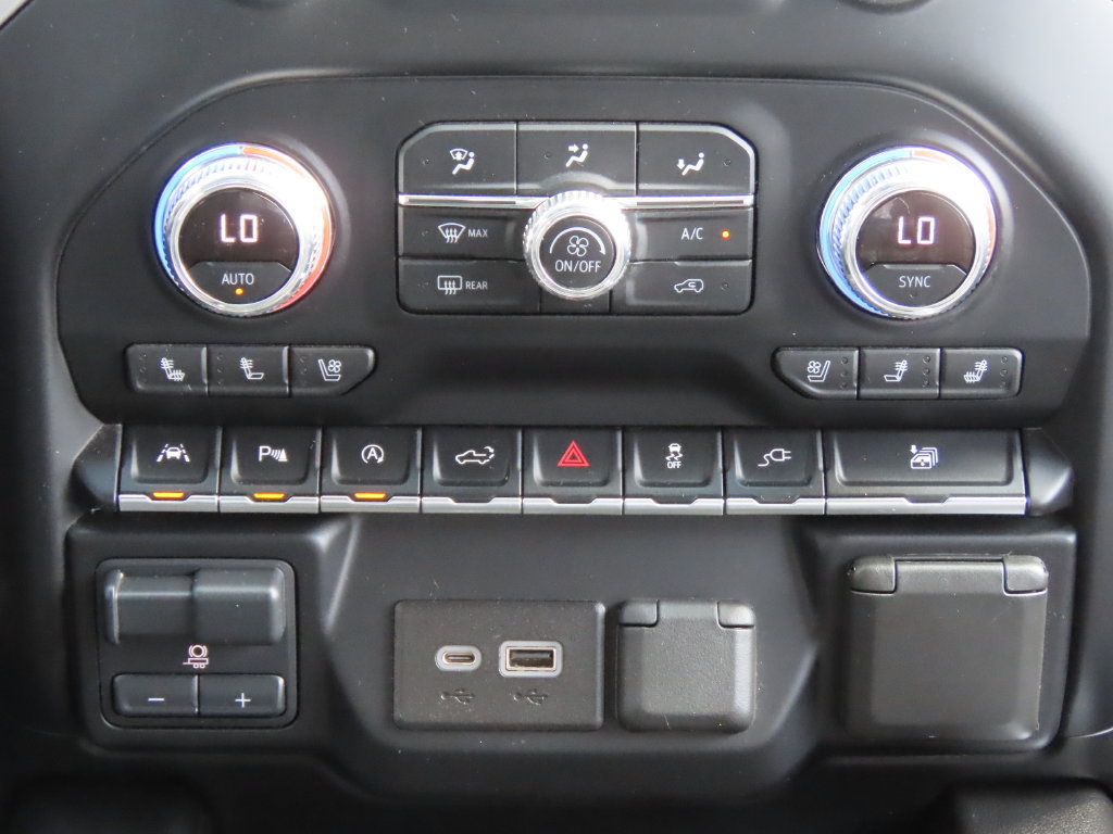 Used 2021 GMC Sierra 1500 SLT w/ SLT Premium Plus Package AWD/4WD image 52