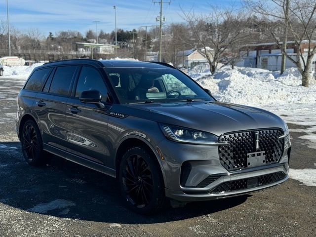 Used 2025 Lincoln Aviator Reserve w/ Luxury Package AWD/4WD image 3