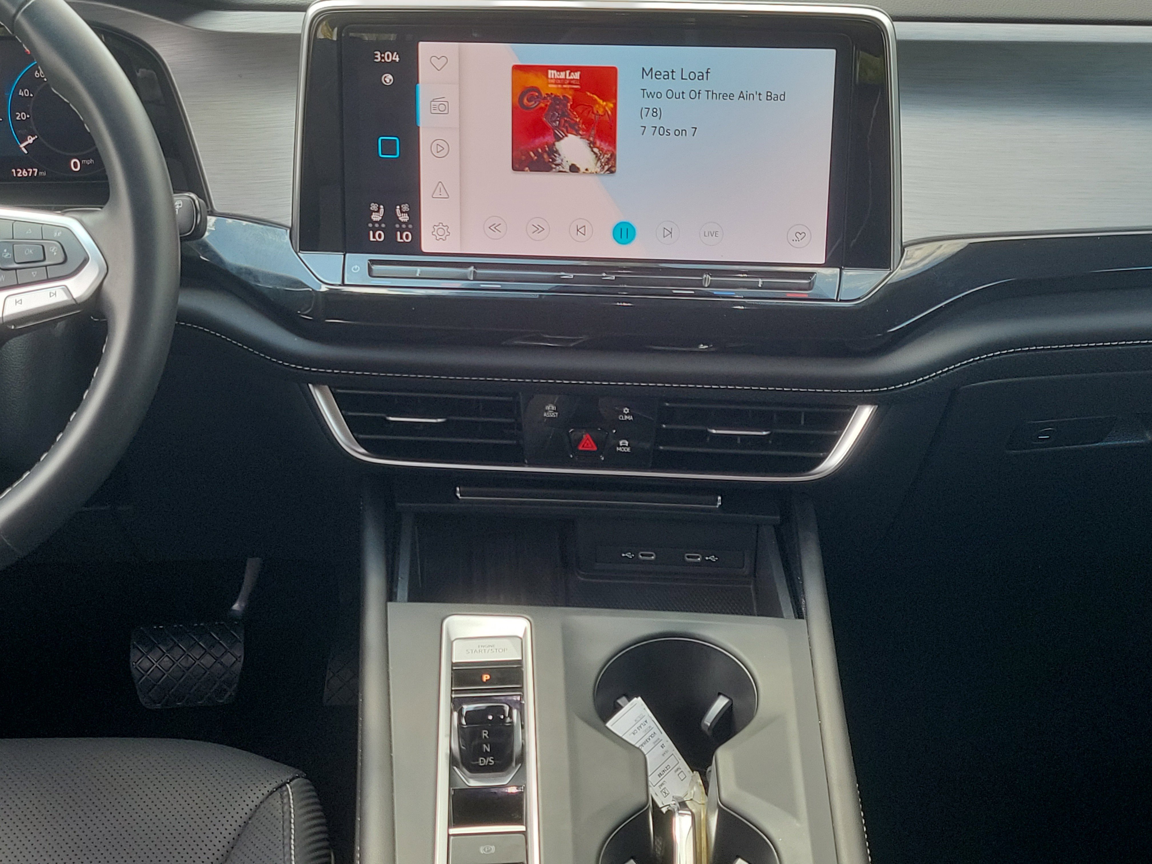 Used 2025 Volkswagen Atlas Cross Sport SE image 19