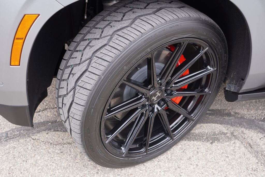 New 2026 Chevrolet Tahoe High Country image 13