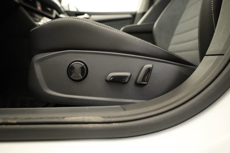 New 2026 Volkswagen Jetta SE image 11