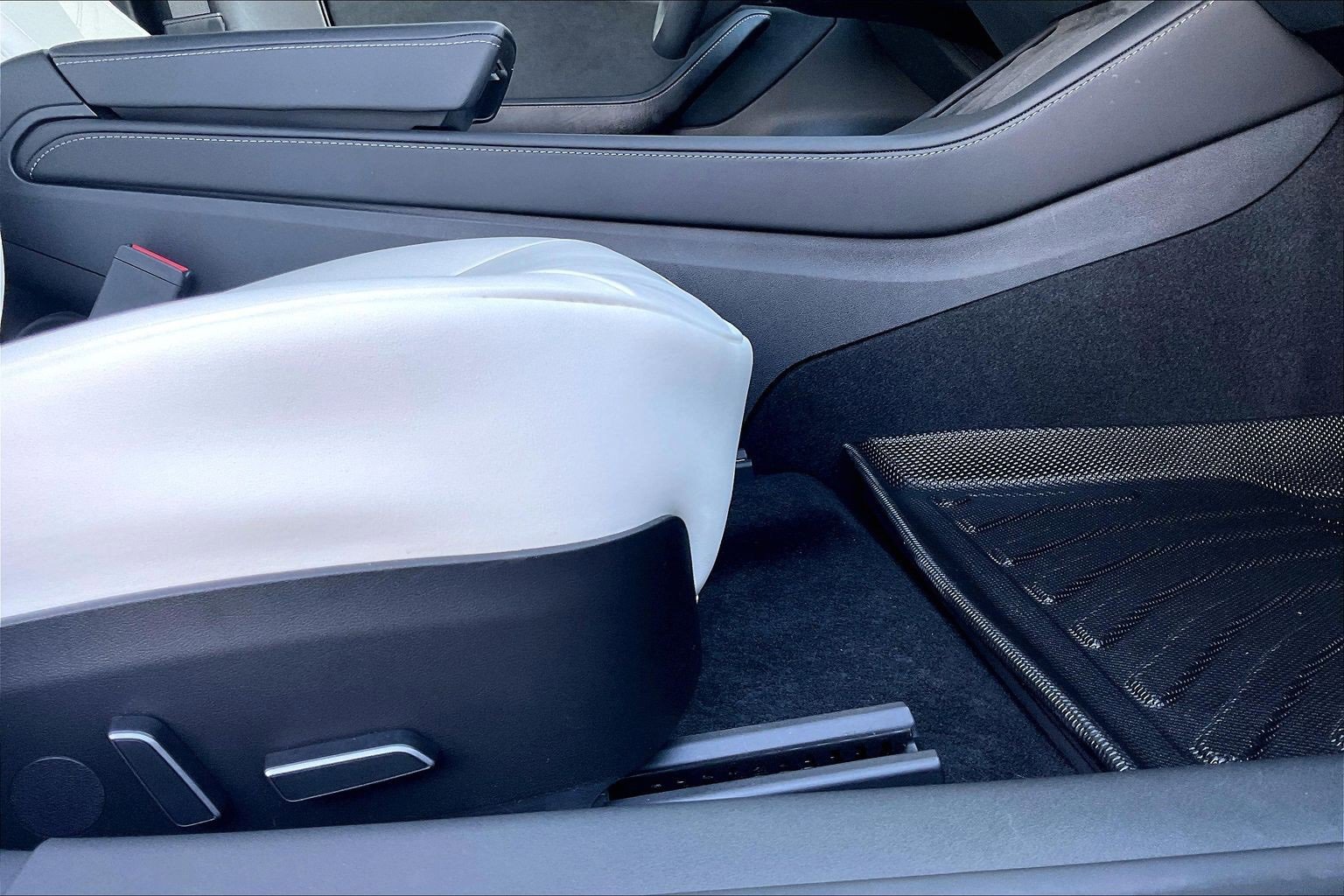 Used 2023 Tesla Model 3 Long Range image 21