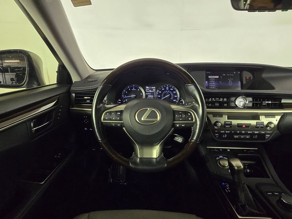 Used 2017 Lexus ES 350 FWD image 8