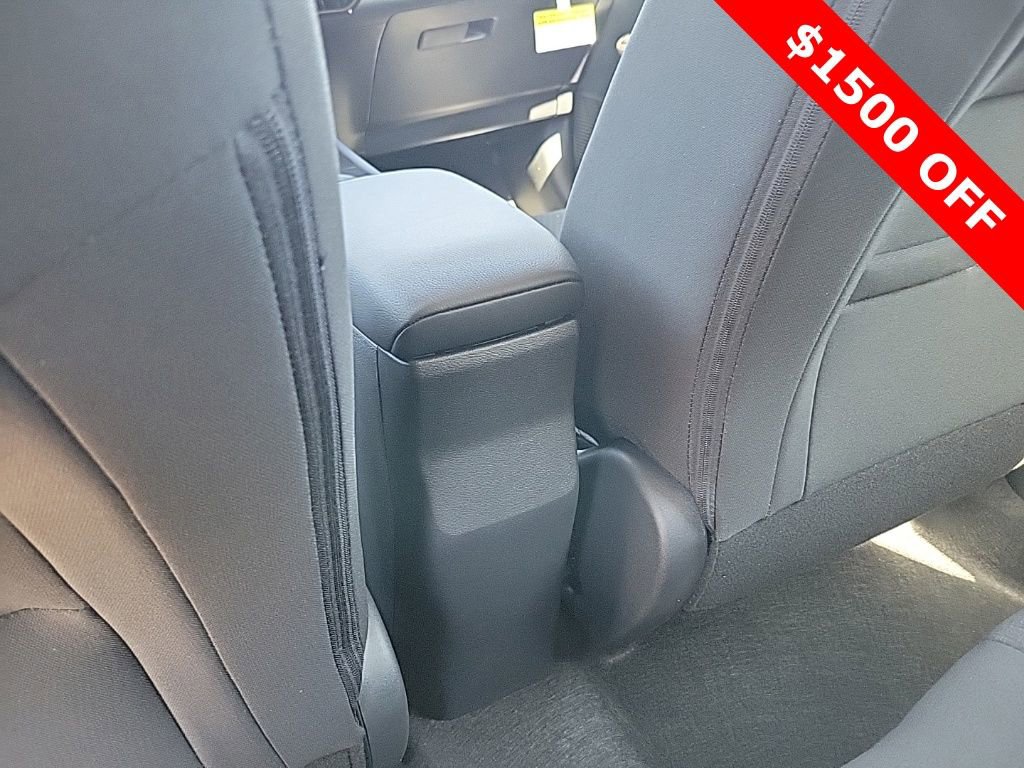 New 2025 Nissan Kicks S image 33