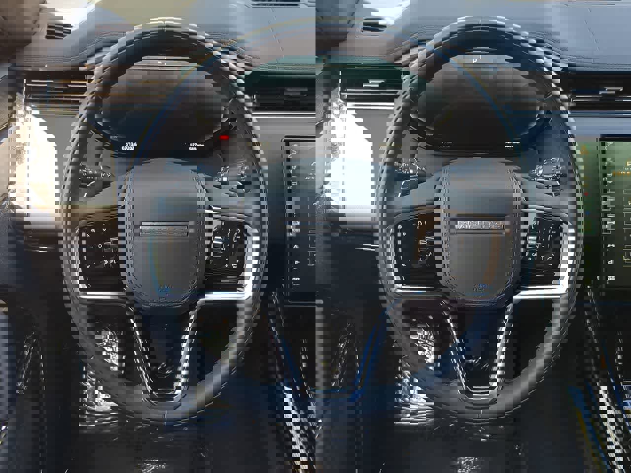 Used 2025 Land Rover Range Rover Sport SE image 25