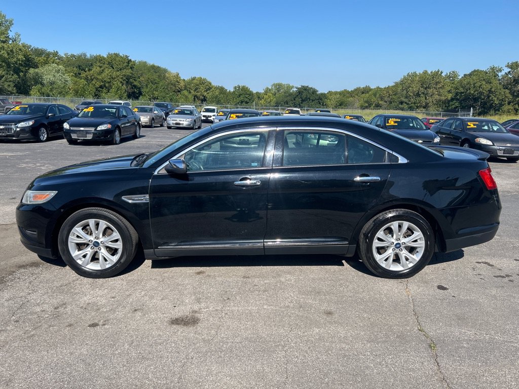 Used 2012 Ford Taurus SEL