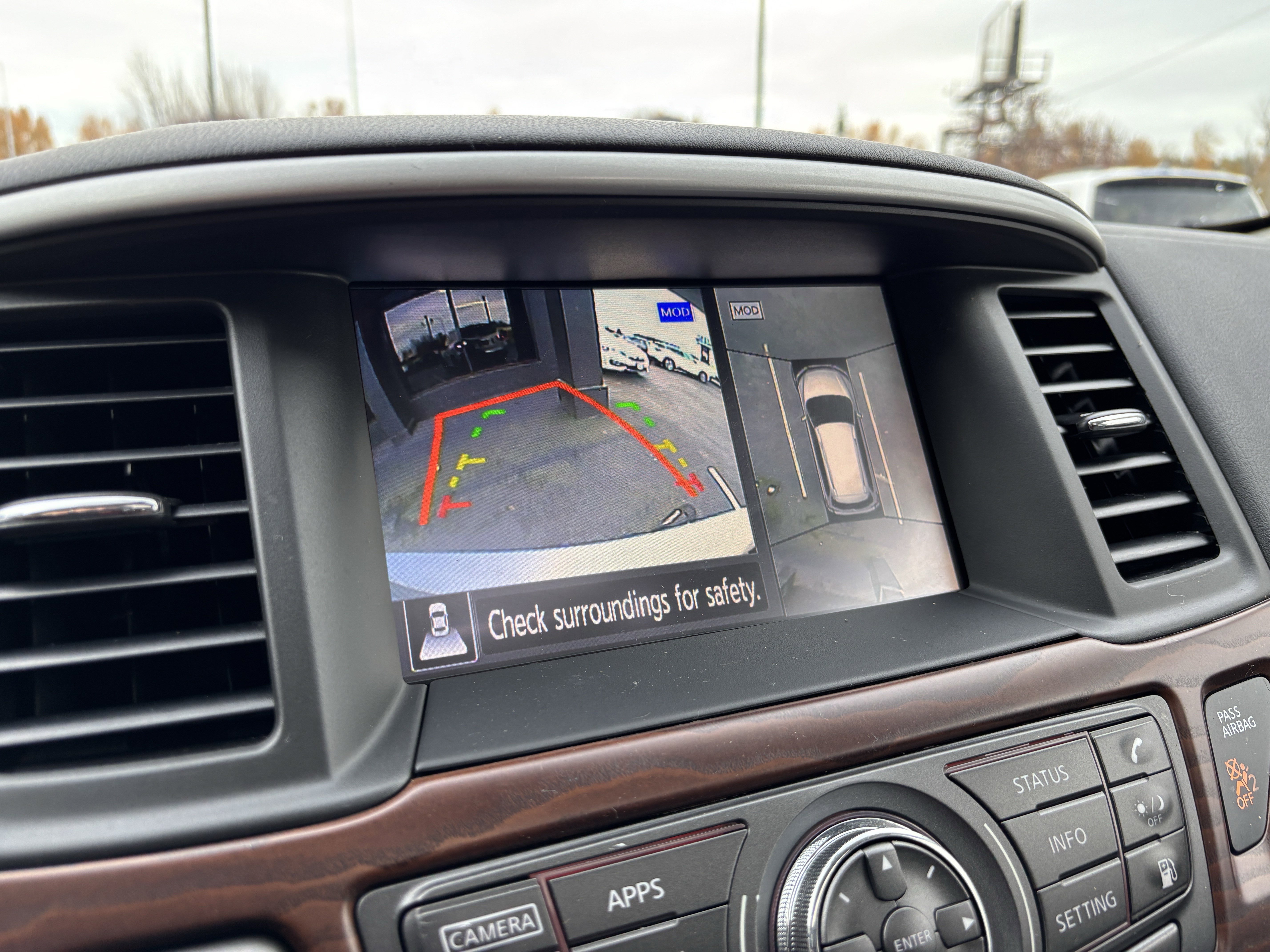 Used 2019 Nissan Pathfinder Platinum image 39