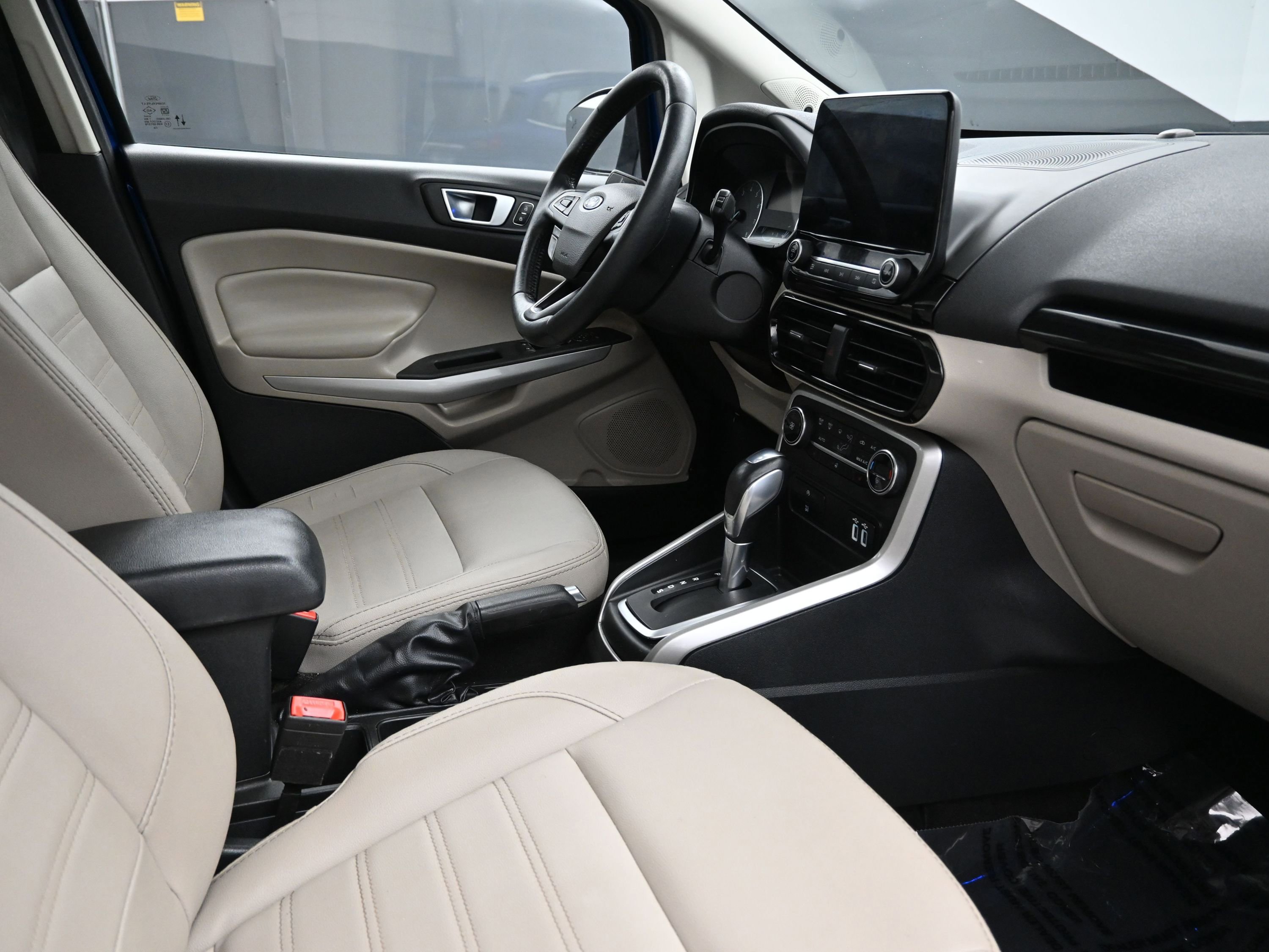 Used 2022 Ford EcoSport Titanium image 25