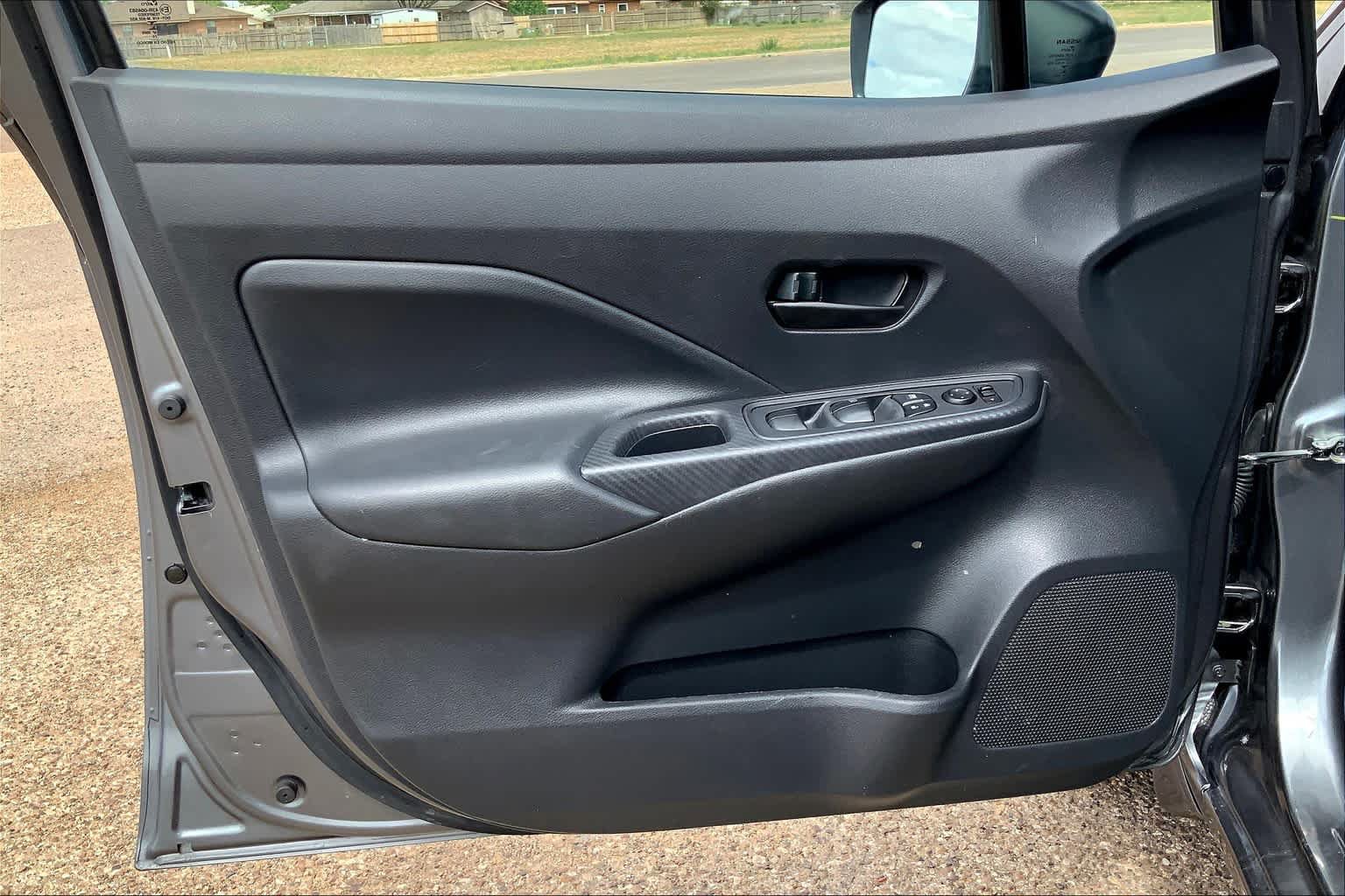 Used 2020 Nissan Versa S FWD image 21