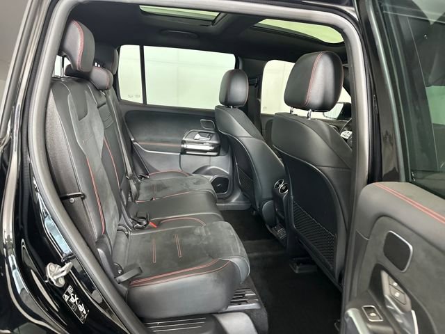 Used 2022 Mercedes-Benz EQB 300 4MATIC image 27