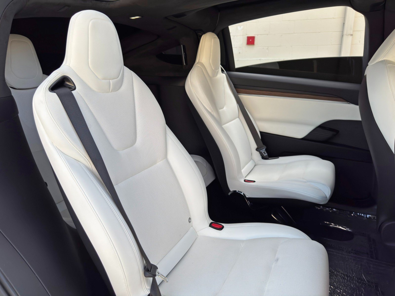 Used 2023 Tesla Model X AWD/4WD image 42