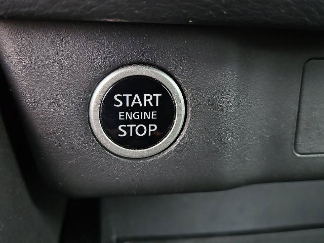 Certified 2023 Nissan Rogue S AWD/4WD image 17