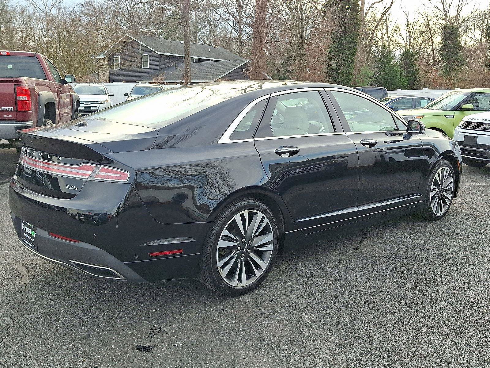 Used 2019 Lincoln MKZ Reserve image 4