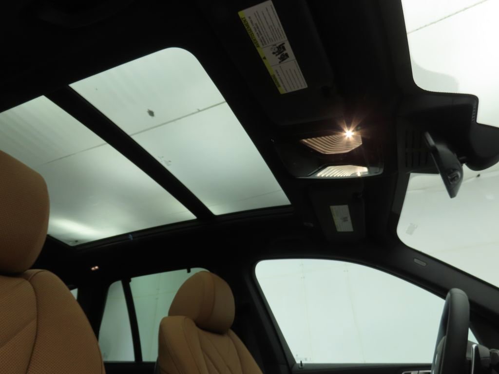 New 2026 BMW X5 xDrive40i w/ M Sport Package image 18