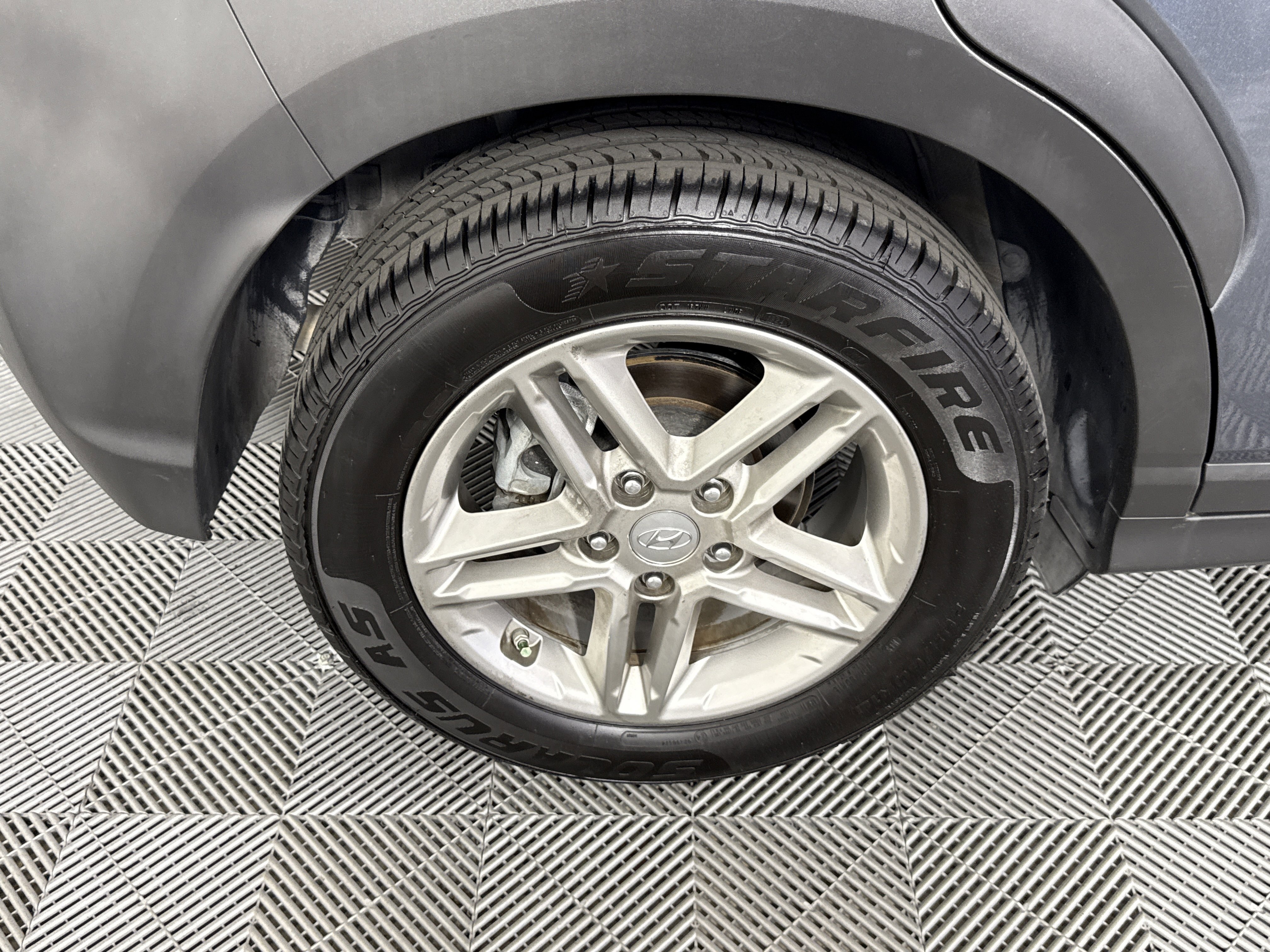 Used 2021 Hyundai Kona SE image 26