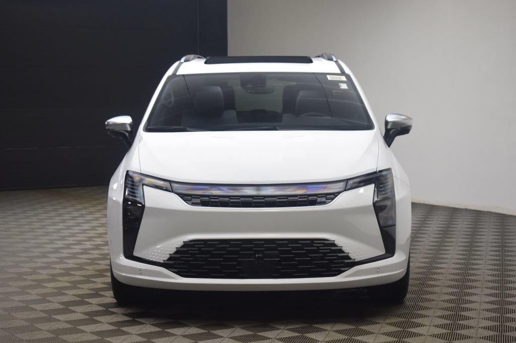 New 2027 Chrysler Pacifica Pinnacle FWD image 2