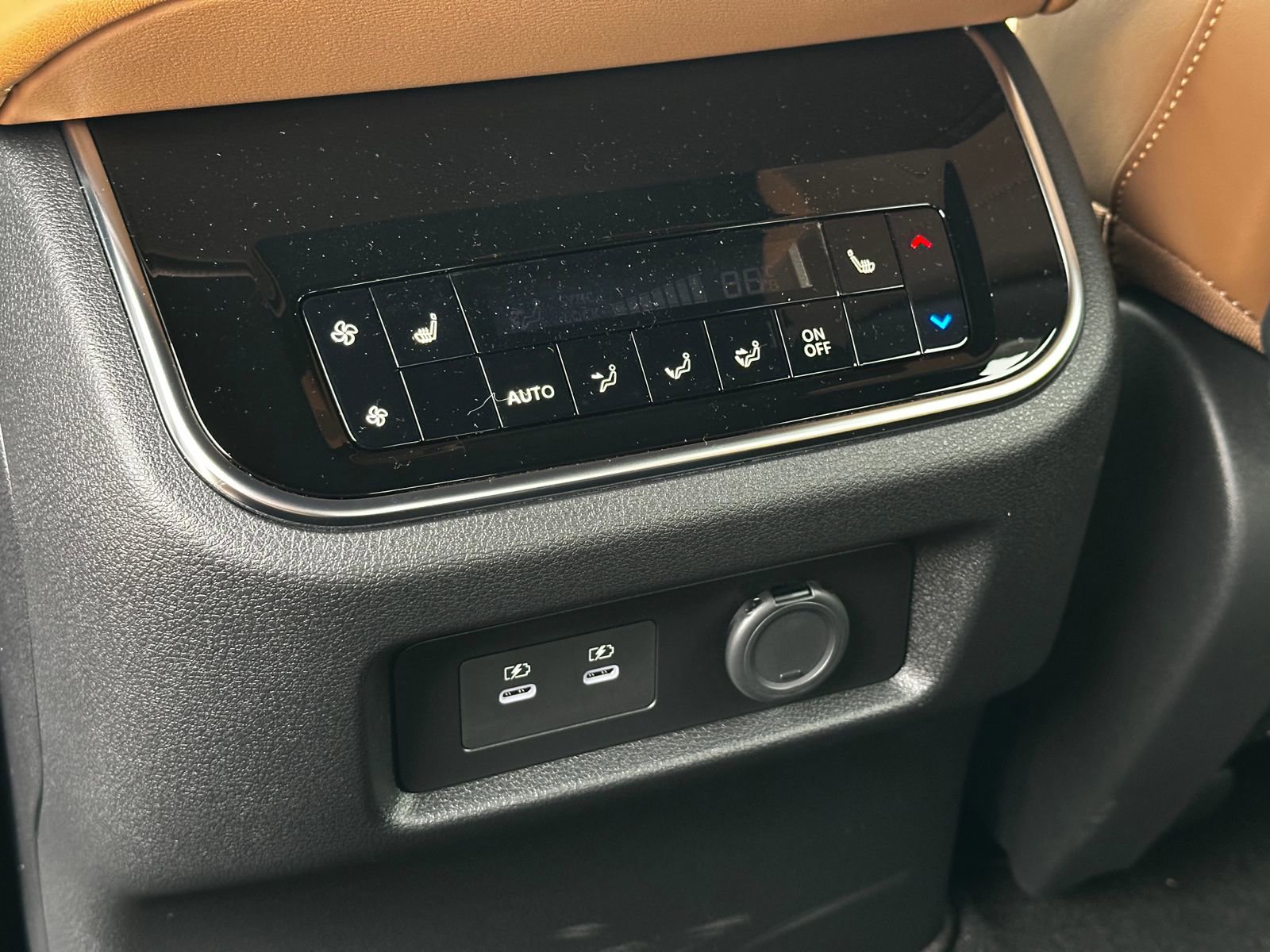 New 2026 Nissan Armada Platinum Reserve AWD/4WD image 26