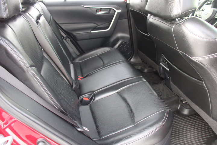 Certified 2021 Toyota RAV4 XLE w/ Convenience Package AWD/4WD image 19